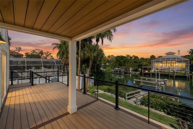 5119 OXFORD DRIVE, Sarasota, FL 34242