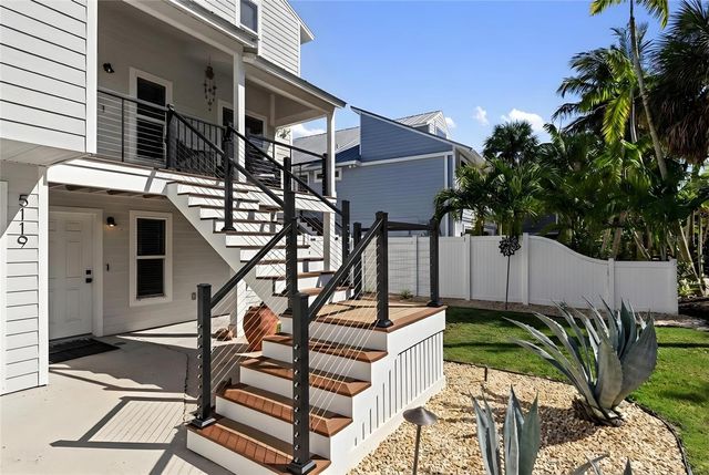 5119 OXFORD DRIVE, Sarasota, FL 34242