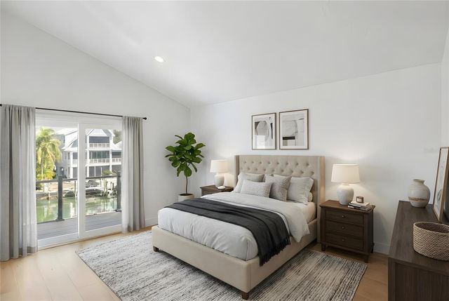 5119 OXFORD DRIVE, Sarasota, FL 34242