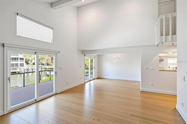 5119 OXFORD DRIVE, Sarasota, FL 34242