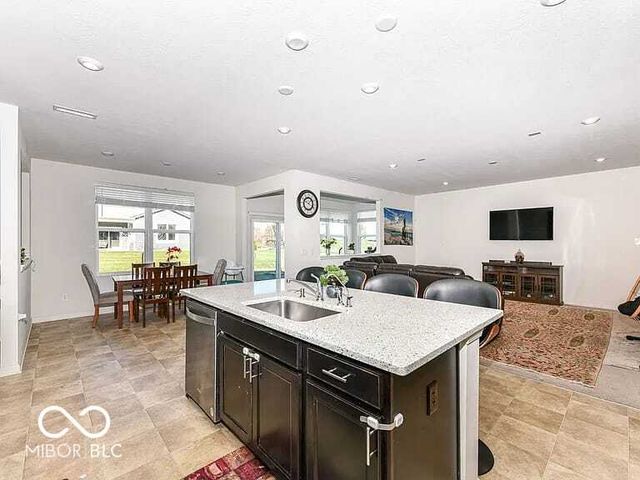5528 Rothbury Road, Westfield, IN 46062