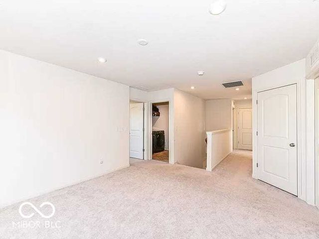 5528 Rothbury Road, Westfield, IN 46062