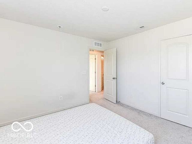 5528 Rothbury Road, Westfield, IN 46062