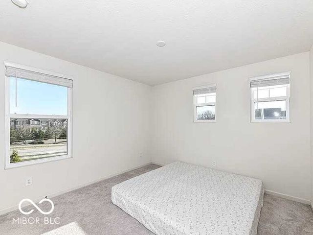 5528 Rothbury Road, Westfield, IN 46062