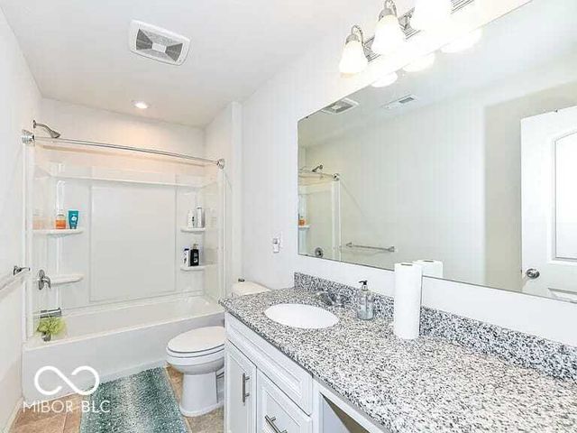 5528 Rothbury Road, Westfield, IN 46062
