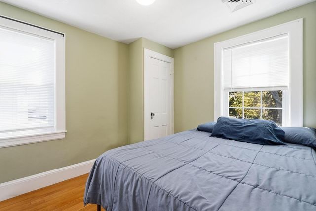 30 Hilldale Rd, Weymouth, MA 02190
