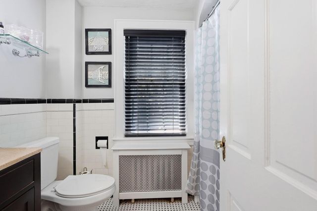 30 Hilldale Rd, Weymouth, MA 02190