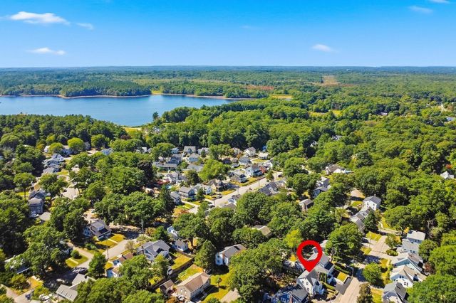 30 Hilldale Rd, Weymouth, MA 02190