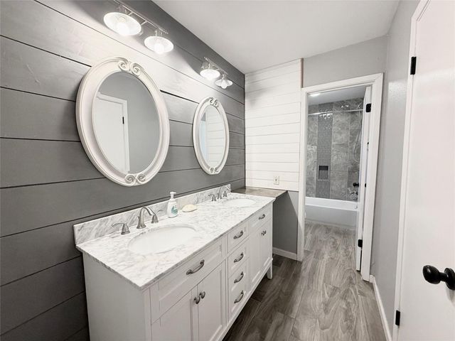 1226 Ave H, Danbury, TX 77534