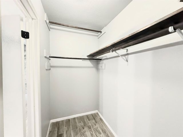 1226 Ave H, Danbury, TX 77534