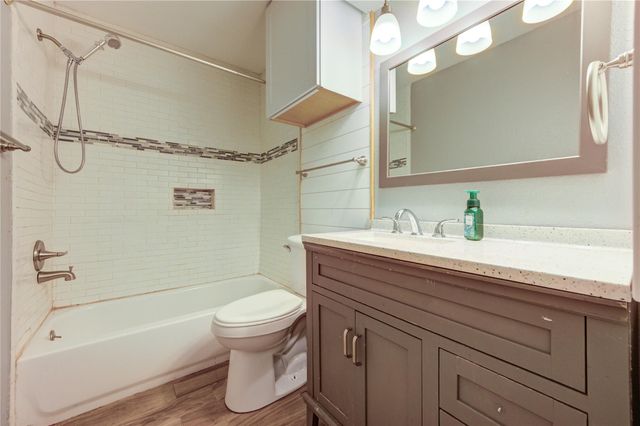 1226 Ave H, Danbury, TX 77534