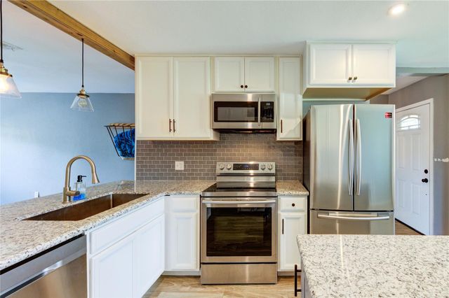 1226 Ave H, Danbury, TX 77534