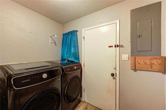 1226 Ave H, Danbury, TX 77534