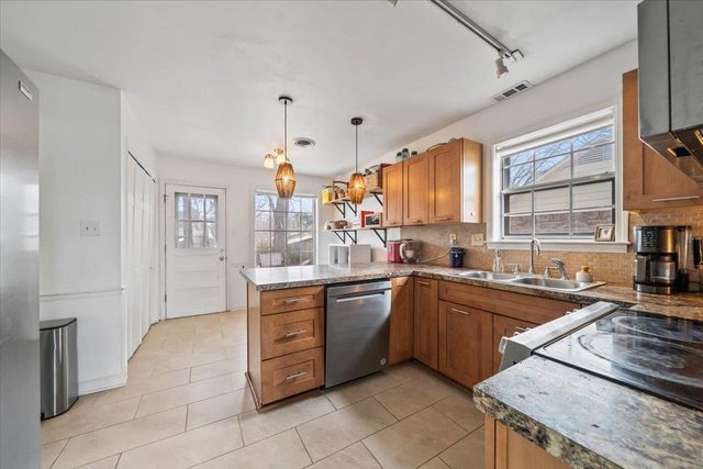 5656 BLACKWELL RD, Bartlett, TN 38134