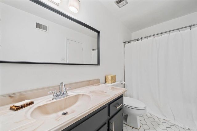 5656 BLACKWELL RD, Bartlett, TN 38134