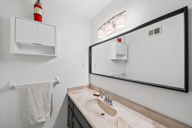 5656 BLACKWELL RD, Bartlett, TN 38134