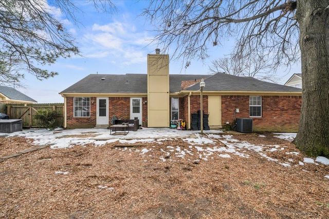 5656 BLACKWELL RD, Bartlett, TN 38134