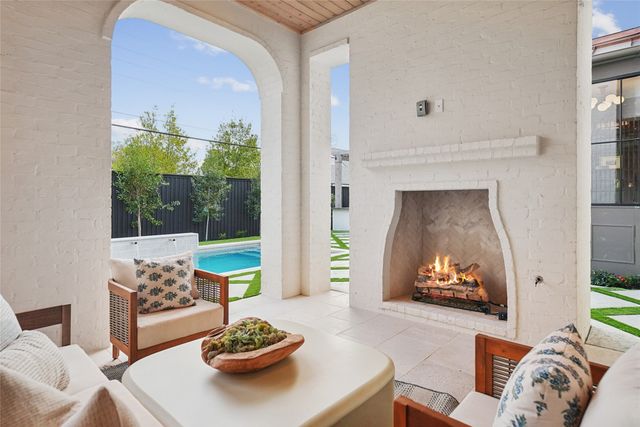 5958 Elderwood Drive, Dallas, TX 75230