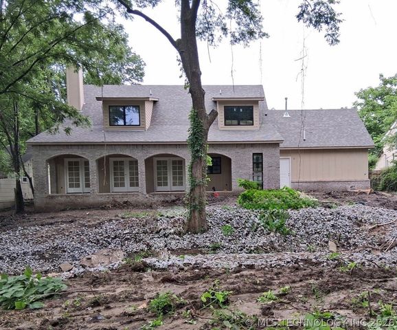 810 N Cedar Avenue, Broken Arrow, OK 74012