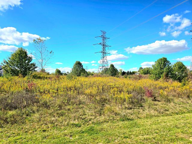 1112 Winding Creek Lane, Delaware, OH 43015