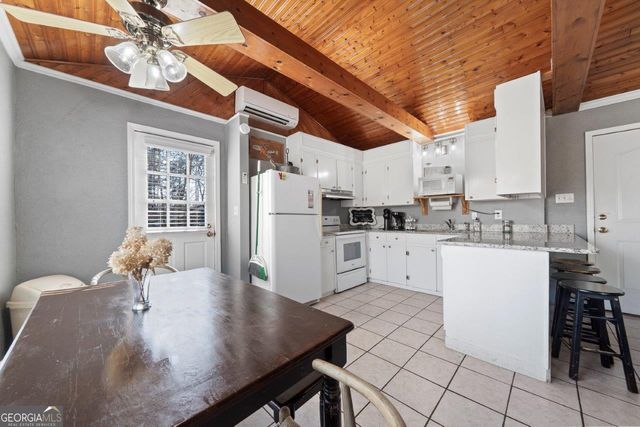 109 Horseshoe Beand Road, Eatonton, GA 31024