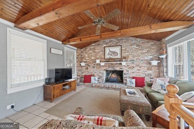 109 Horseshoe Beand Road, Eatonton, GA 31024