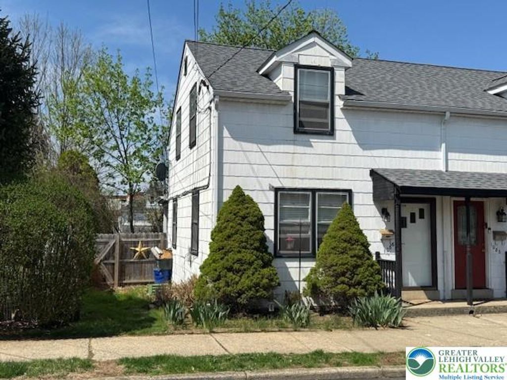 1086 1st Avenue, Hellertown Boro, PA 18055