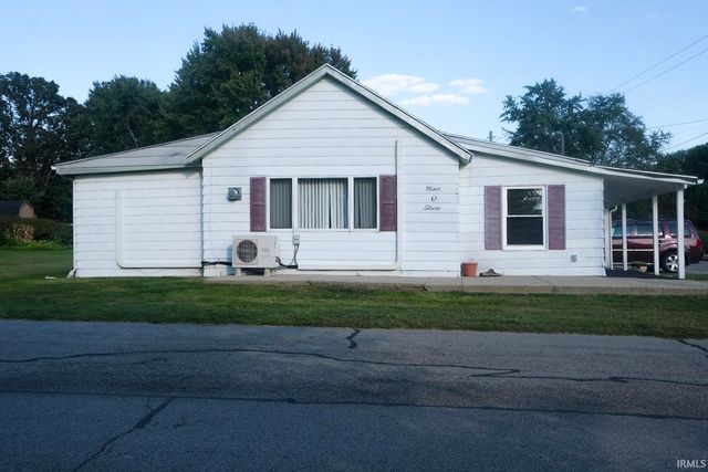 902 N 7th Street, Goshen, IN 46528