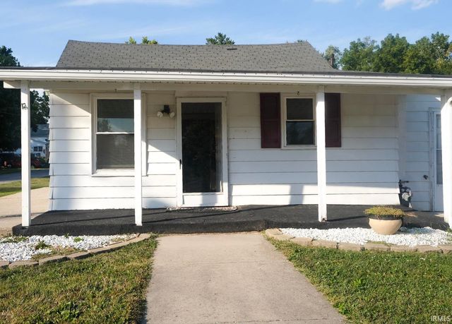 902 N 7th Street, Goshen, IN 46528