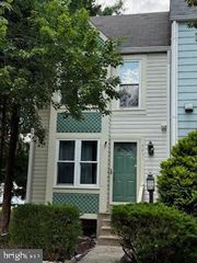 5901 SAINT GILES WAY, Alexandria, VA 22315