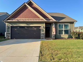 127 Cherrybark Lane, Taylors, SC 29687