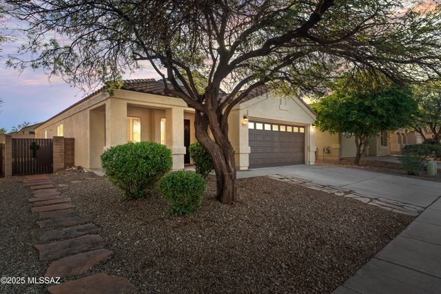 10572 E Carolina Willow Lane, Tucson, AZ 85747