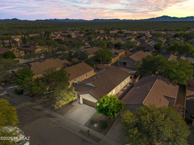 10572 E Carolina Willow Lane, Tucson, AZ 85747