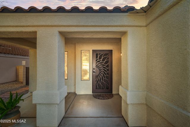 10572 E Carolina Willow Lane, Tucson, AZ 85747