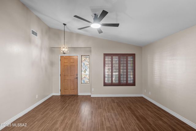 10572 E Carolina Willow Lane, Tucson, AZ 85747