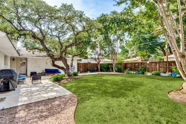 926 Teakwood Drive, Richardson, TX 75080