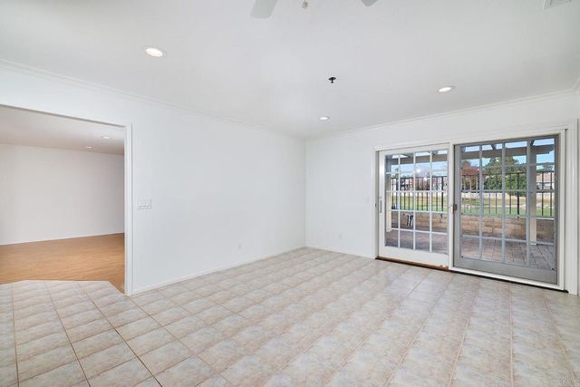 1746 Spyglass Circle, Vista, CA 92081