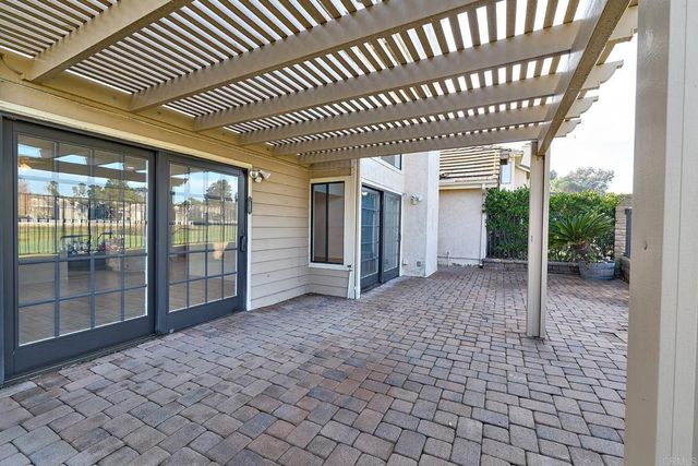 1746 Spyglass Circle, Vista, CA 92081