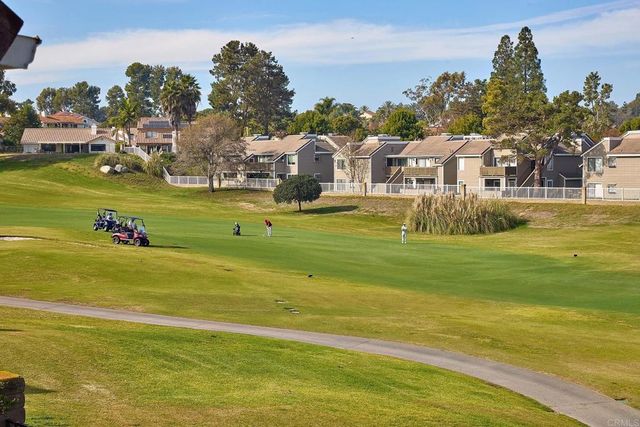 1746 Spyglass Circle, Vista, CA 92081