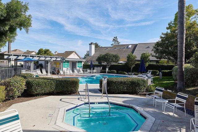 1746 Spyglass Circle, Vista, CA 92081