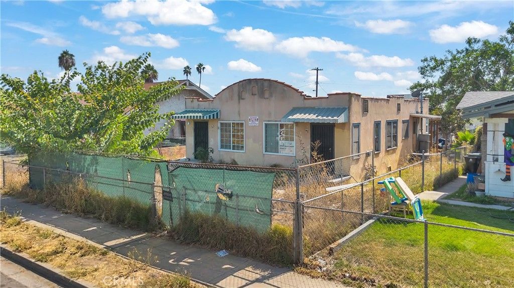 3548 Sabina, Los Angeles, CA 90023 — exterior