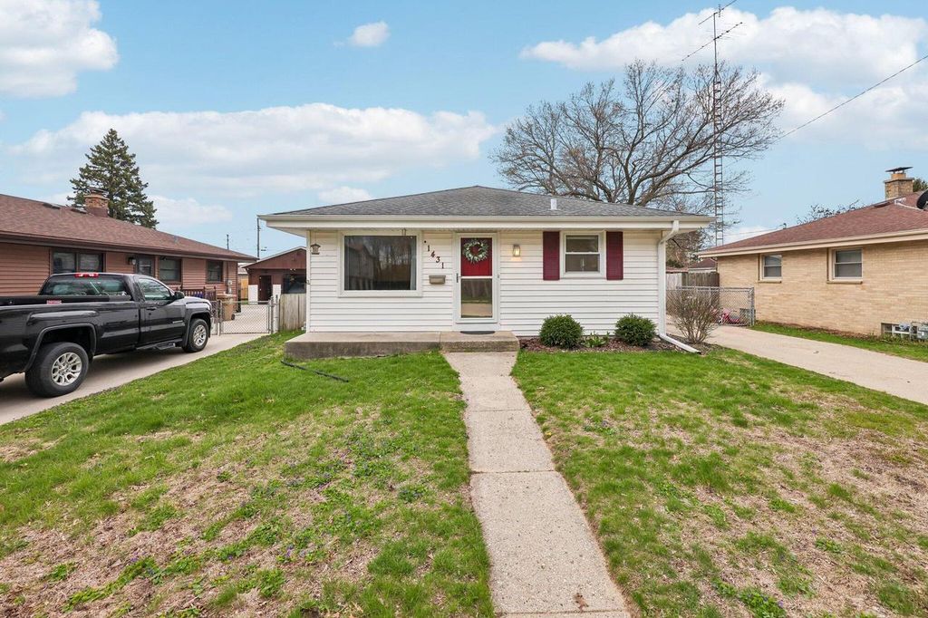 1431 24th STREET, Kenosha, WI 53140