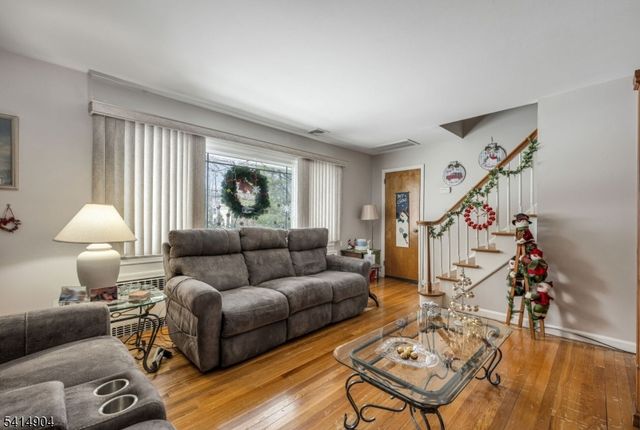 320 Cedar Hill Ave, Wyckoff Twp., NJ 07481