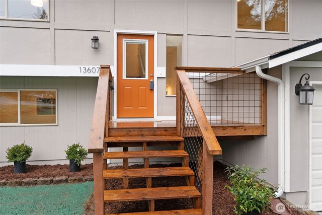 13607 97th Avenue NW, Gig Harbor, WA 98329