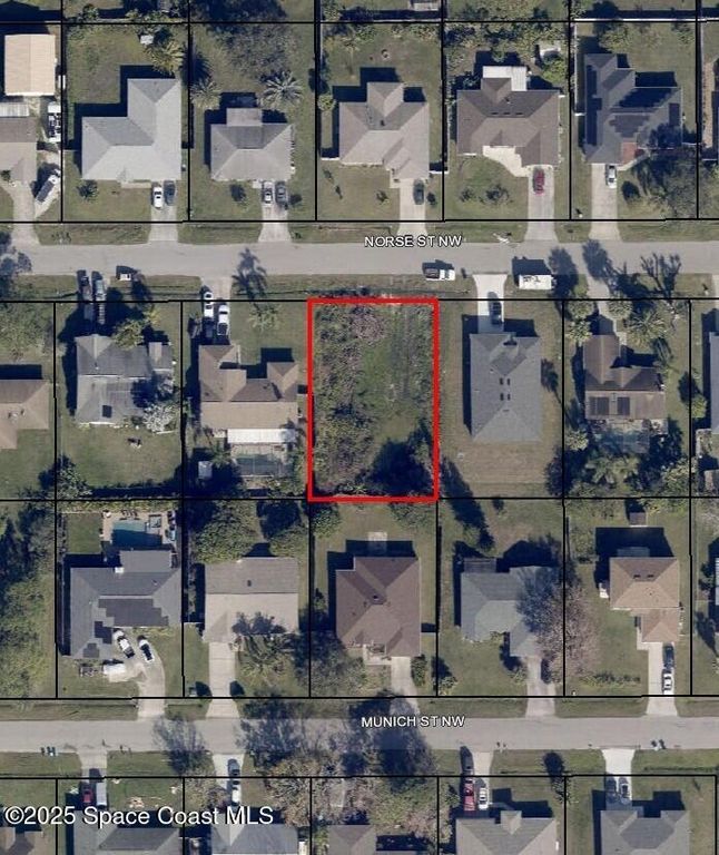 740 Norse Street NW, Palm Bay, FL 32907