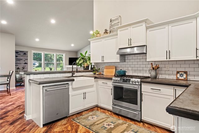 258 Antrim Road, Winlock, WA 98596