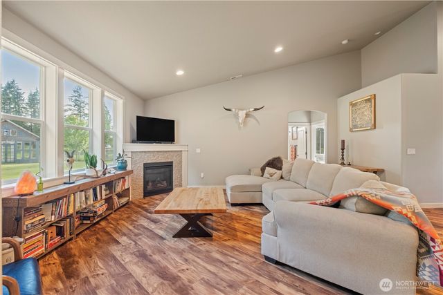 258 Antrim Road, Winlock, WA 98596