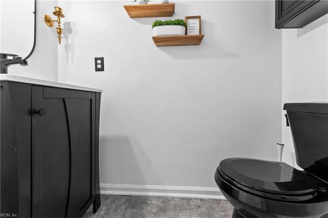 440 Fleming CIR, Chesapeake, VA 23323