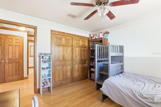 807 W RUSSELL DRIVE, Plant City, FL 33563