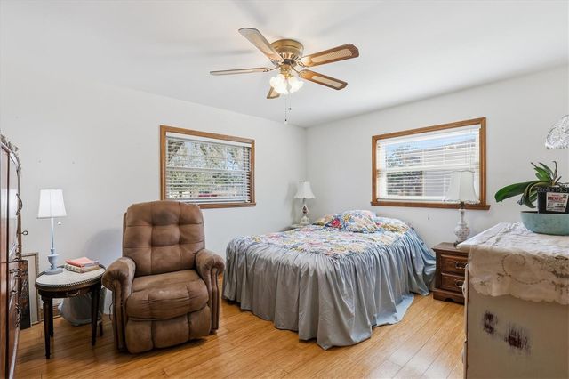 807 W RUSSELL DRIVE, Plant City, FL 33563